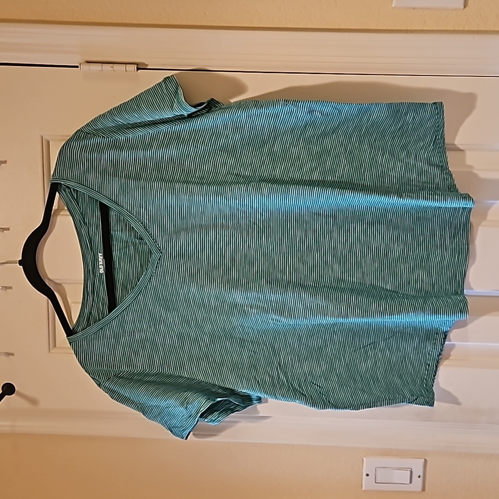 Old Navy Green and White Striped tee Size 2x